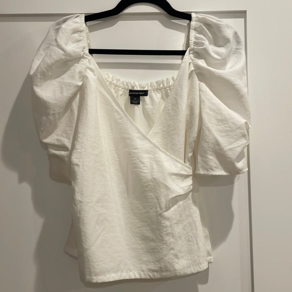 Something Navy white puff sleeve top